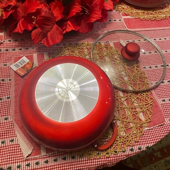 NWT 5 Quart Caldero Cook Prep & Eat Red Non-Stick Casserole Dish with Lid - Picture 5 of 8